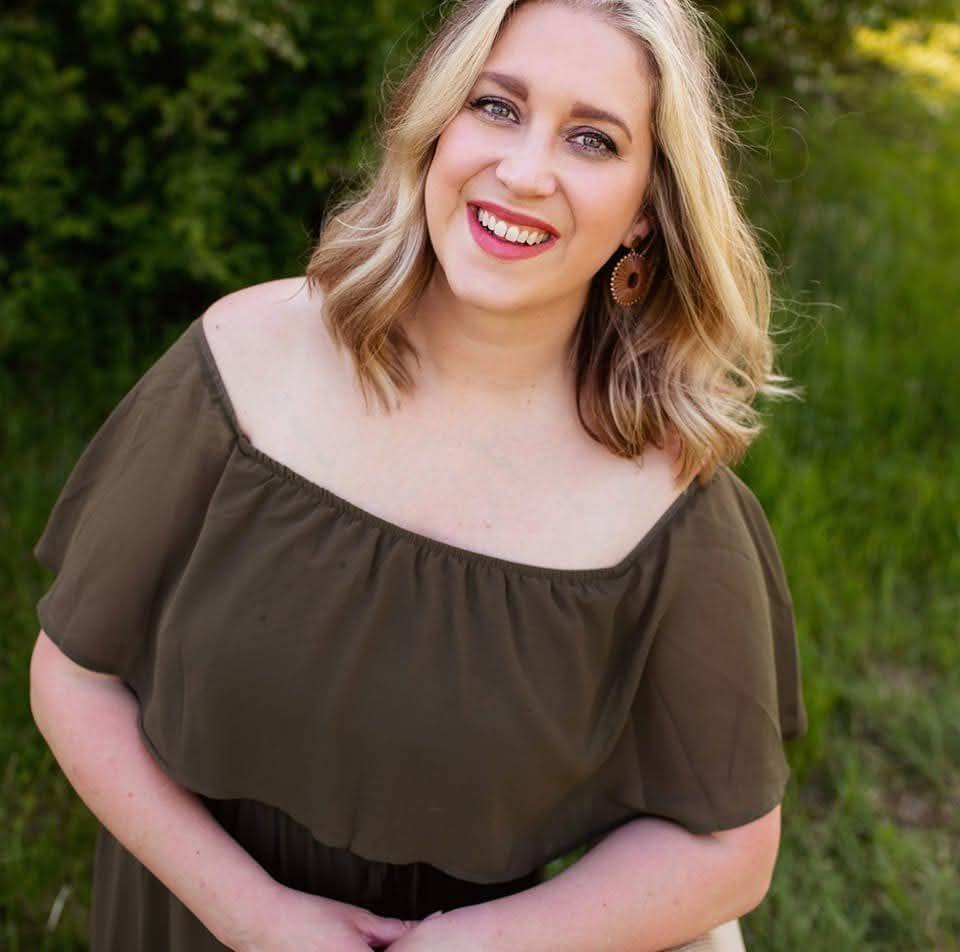 Dr. Kathryn Plymale, LPCC-S, RPT